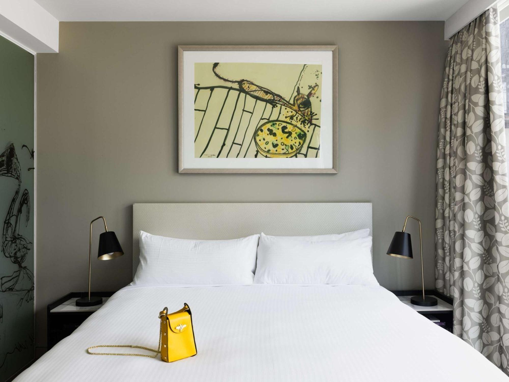 فندق آرت سيريز - ذا أولسن ملبورن المظهر الخارجي الصورة A bedroom at the hotel